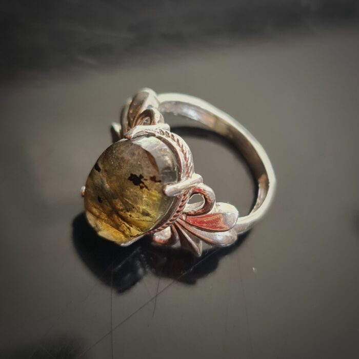 انگشتر نقره با سنگ لابرادوریت اصل