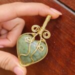 گردنبند سنگ یشم اصل با تراش قلب