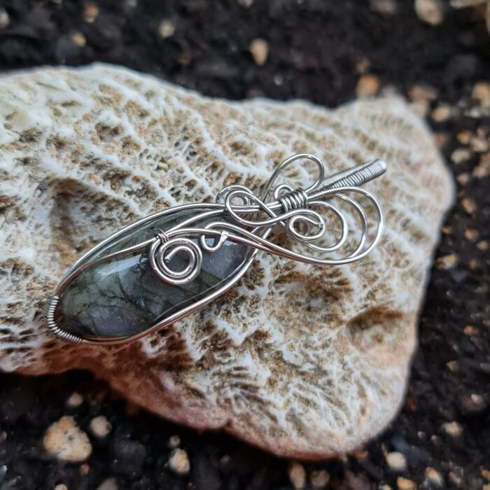 سنگ لابرادوریت