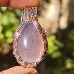 گردنبند سنگ عقیق سوسنی خالدار دست ساز