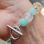 دستبند سنگ با قفل تی