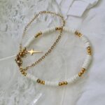 دستبند سفید و طلایی صدفی با زنجیر استیل