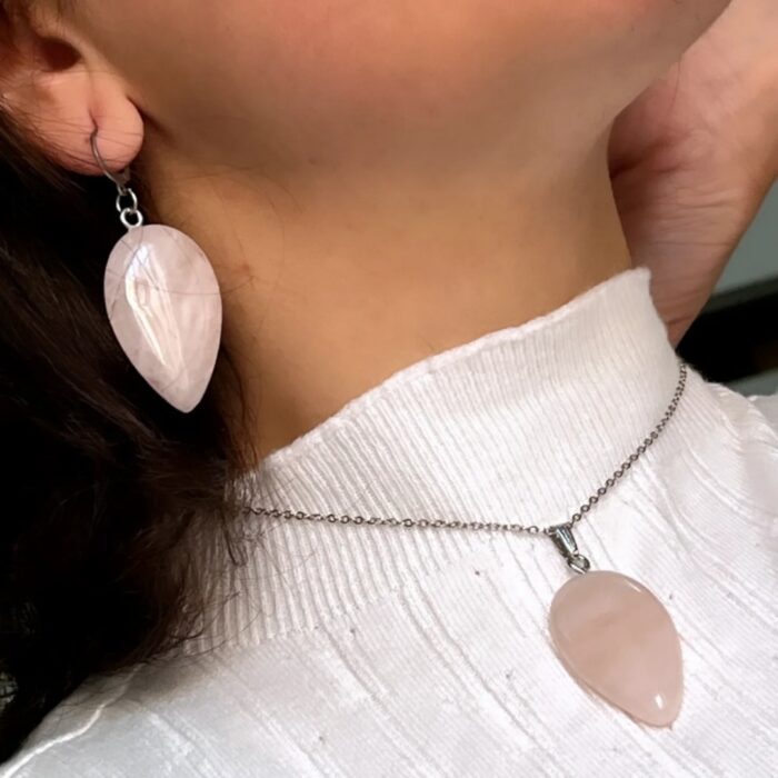 pink quartz stone ست گوشواره و گردنبند کوارتز صورتی