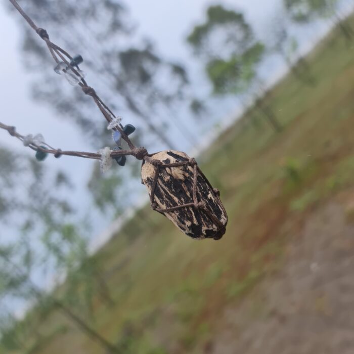 گردنبند چوب روسی و سنگ طبیعی