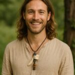 گردنبند سنگ عقیق خزه ای و استخوان ظبیعی