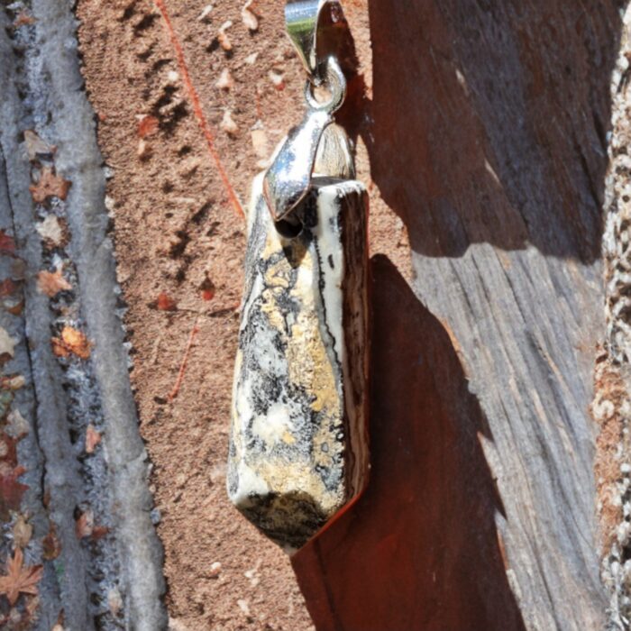 پاندول عقیق به شکل آویز