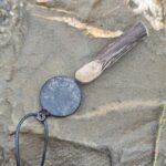 گردنبند چوب و سنگ شانگیت