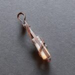 گردنبند مس و سنگ