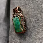 گردنبند سنگ جید با رکاب مس