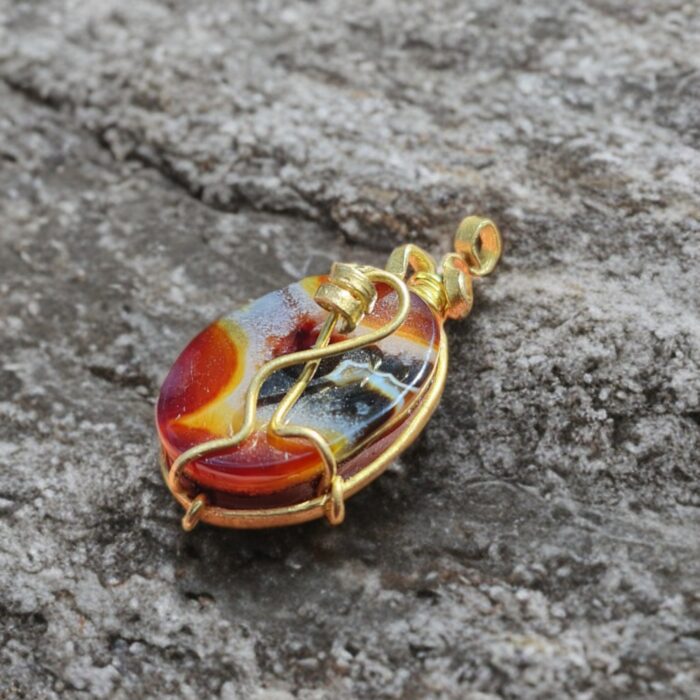 agate-borenz3 عقیق با رکاب برنجی