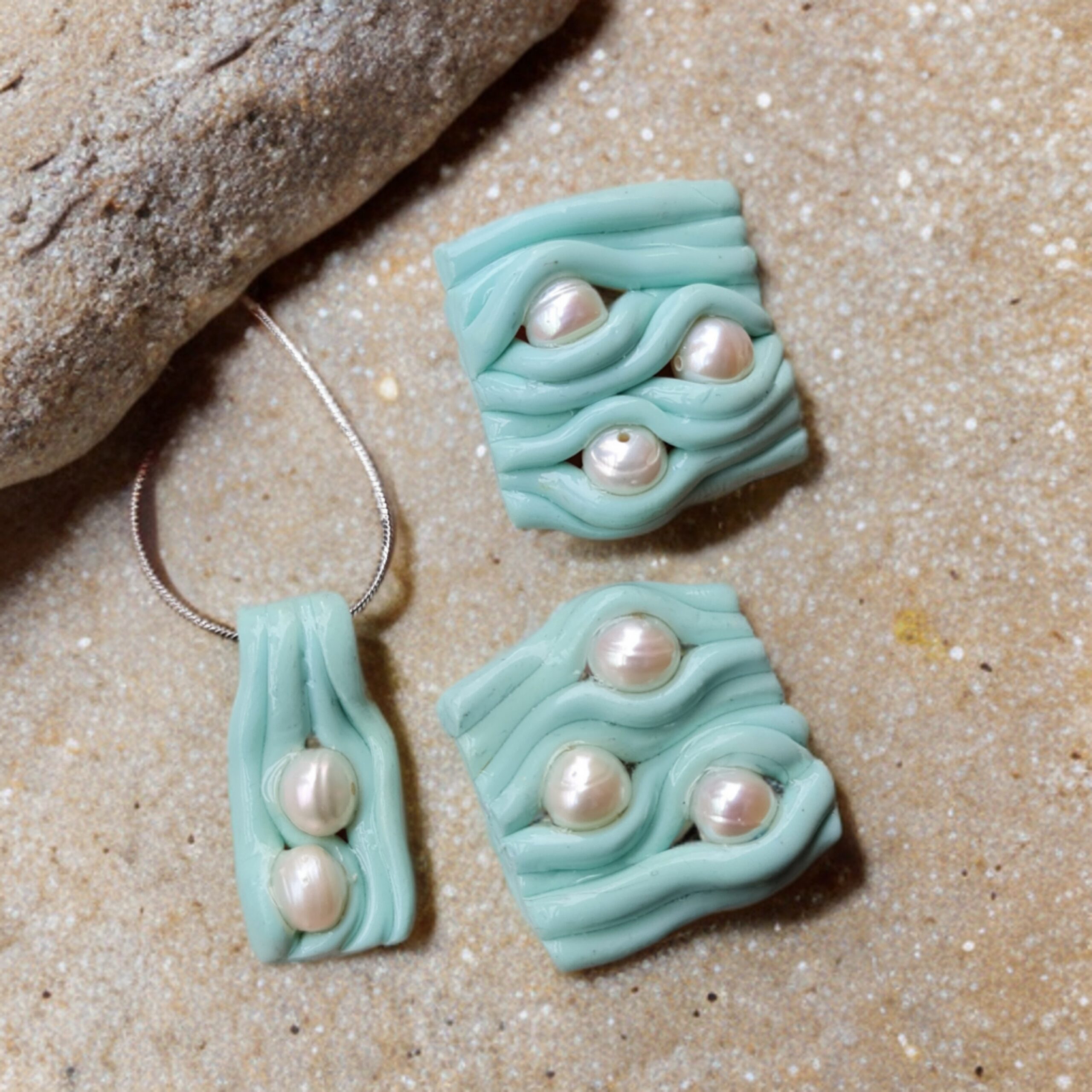 ست گوشواره و آویز مروارید اصل