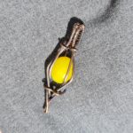 آویز جید زرد