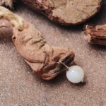 گردنبند مهره سنگی و چوبی